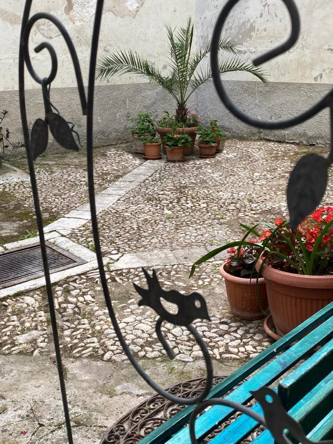 L'Antico Pozzo Lägenhet Sulmona Exteriör bild